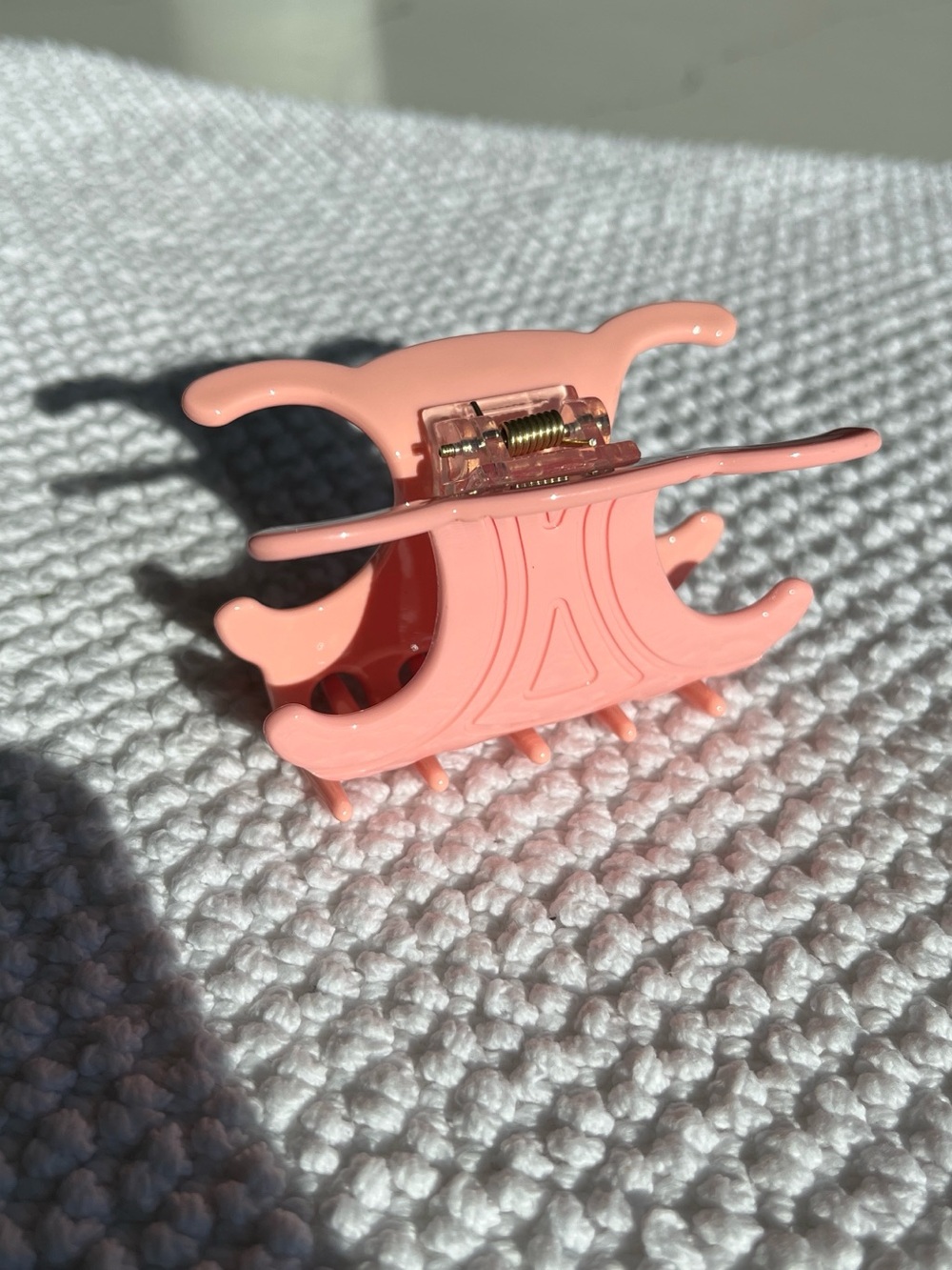 Pink Hair Claw Clip for Women - Everyday Grip